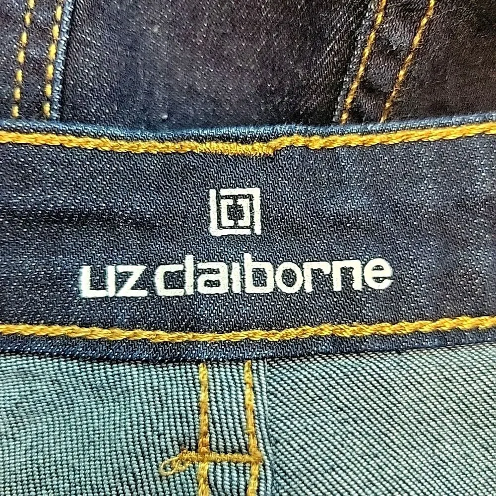 Liz Claiborne Womens Jeans Size 12 City Fit Skinny Leg Dark Blue 34x30.5 - Picture 6 of 8
